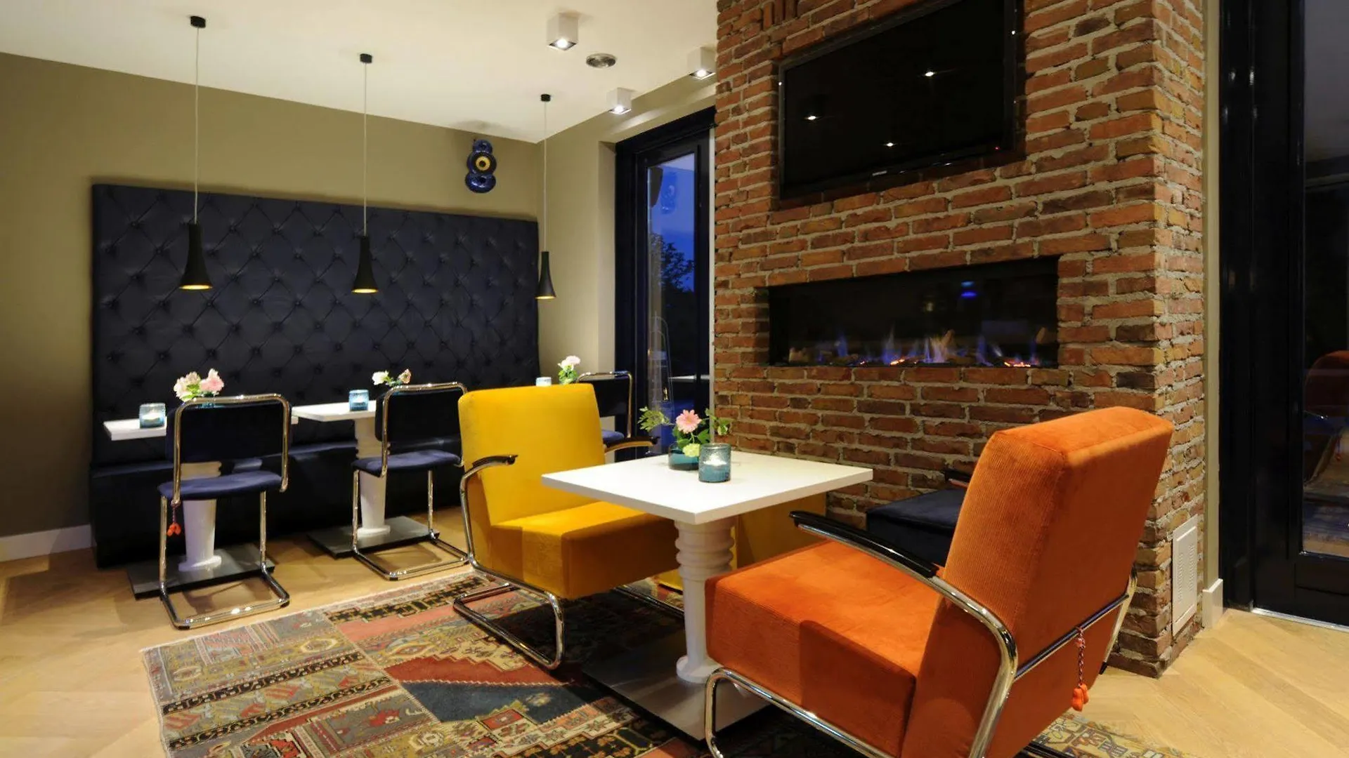 Blue Mansion Hotel Aalsmeer