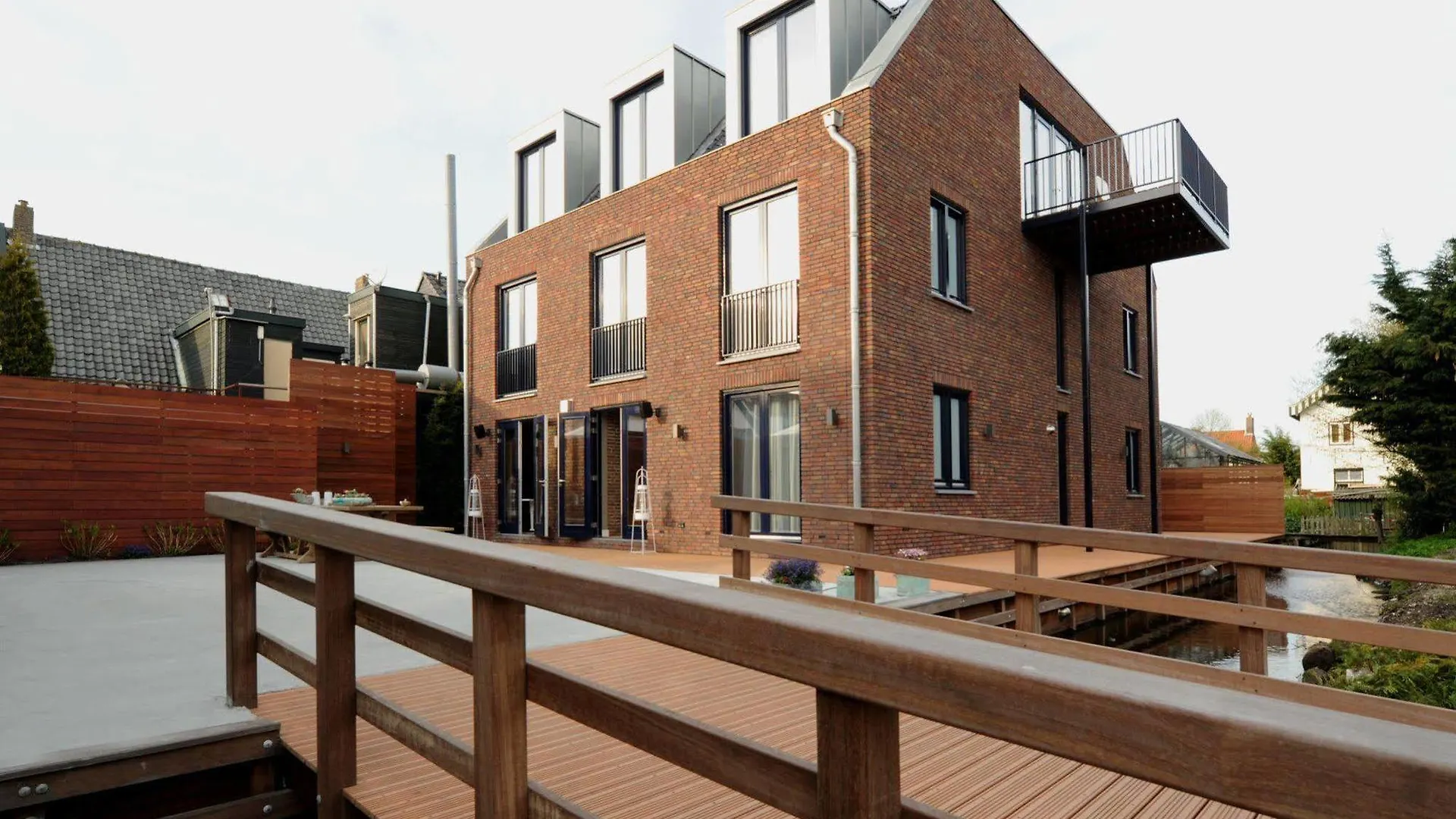 Blue Mansion Hotel Aalsmeer