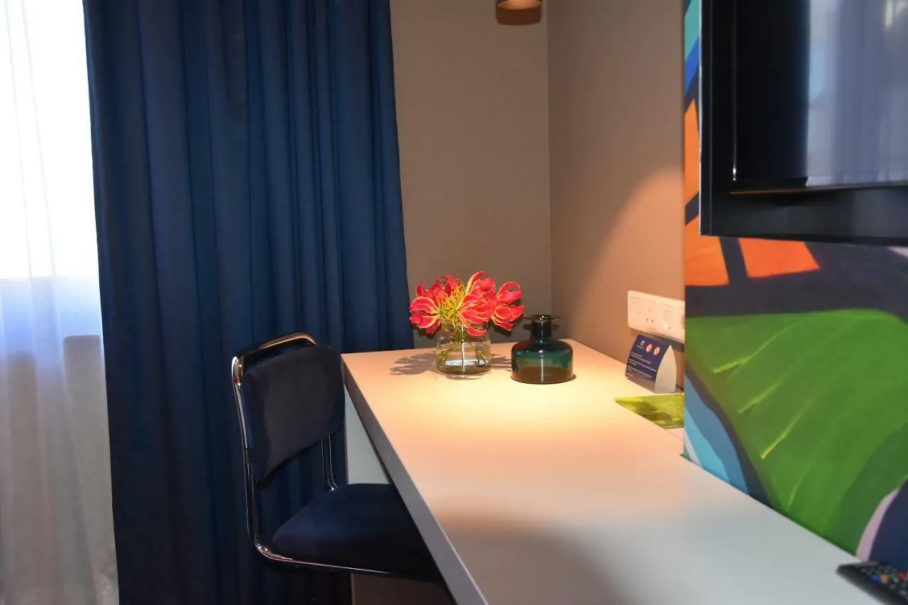 ***  Blue Mansion Hotel Aalsmeer Netherlands